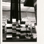 Totem du stand Lille 1968 Totem du stand Usinor Lille 1968