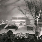 Sièges SAD 1961, sculptures Manoli (photo : Kollar) Sièges pour salon exposés au Salon des Artistes Décorateurs 1961, table dalle d'ardoise, sculptures Manoli (photo : Kollar)